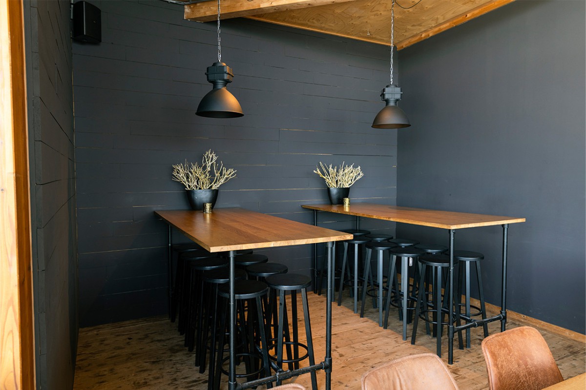 afb_waterfrontroom_07